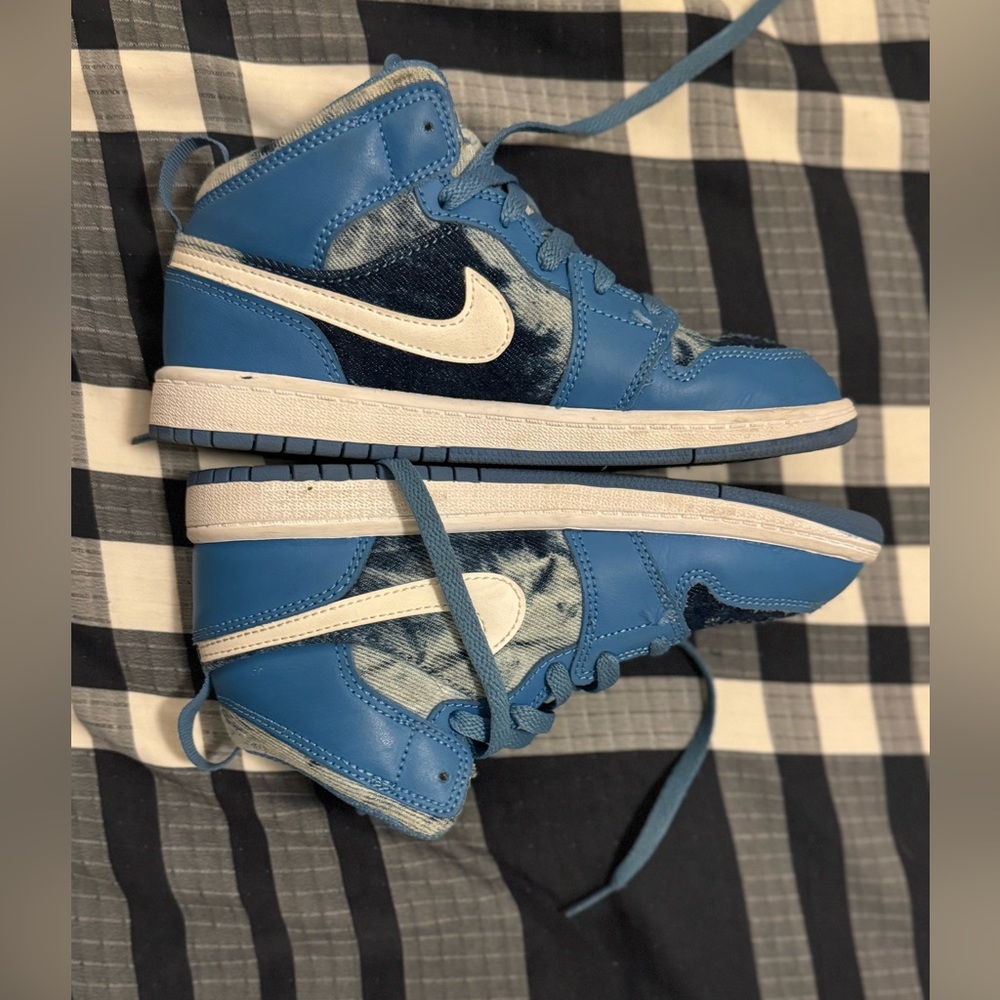 Retro Jordan 1 mid